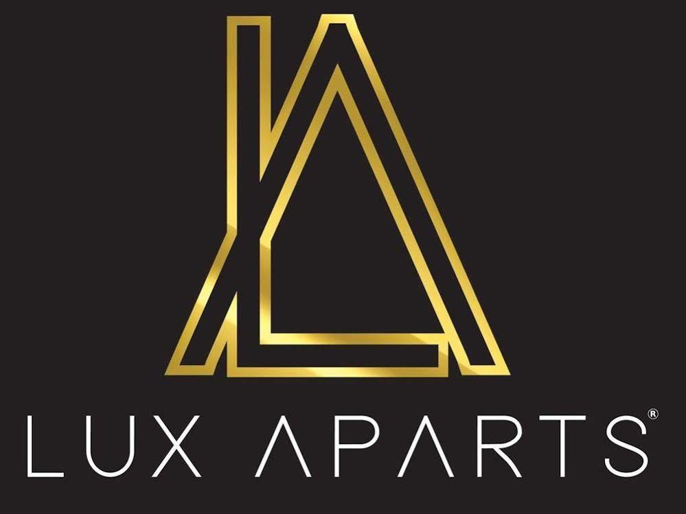 Lux Aparts Wakefield Central Exteriör bild